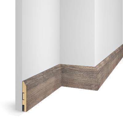 Напольный плинтус WP07 дуб Лацио, экошпон