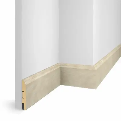 Напольный плинтус WP07 ясень Кристалл, экошпон