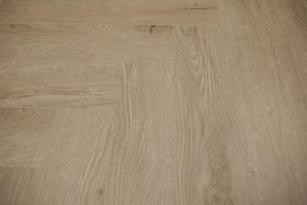SPC ламинат Steinholz Herringbone Танне 