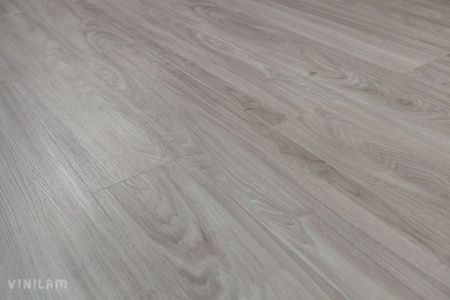 Кварц-виниловый ламинат VINILAM Клик 4 мм 8130-6 Дуб Килль 