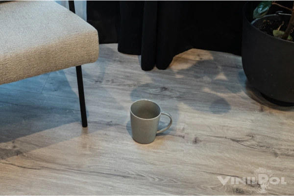 Кварцвиниловая плитка VINILAM VinilPol Glue Дуб Неаполь 