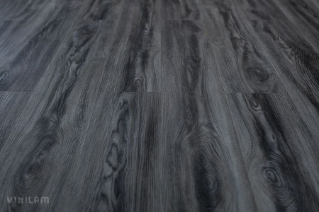 Кварц-виниловый ламинат VINILAM Клик 4 мм 8124-7 Дуб Котбус 