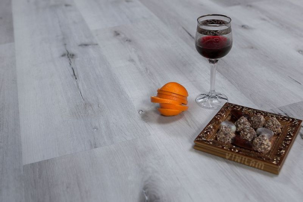 Виниловый ламинат VINILAM Click Hybrid Пробка 10-064 Дуб Гент 