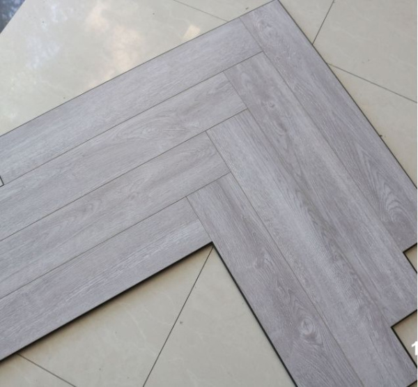 Ламинат WOODSTYLE Arrow Дуб Певенси Ламинат WOODSTYLE Arrow Дуб Певенси